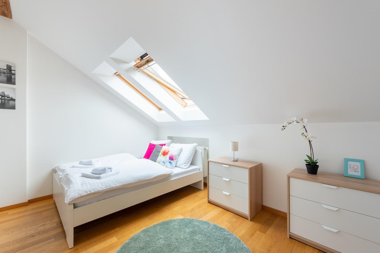 Tesnov Residence Grande Apartments プラハ エクステリア 写真
