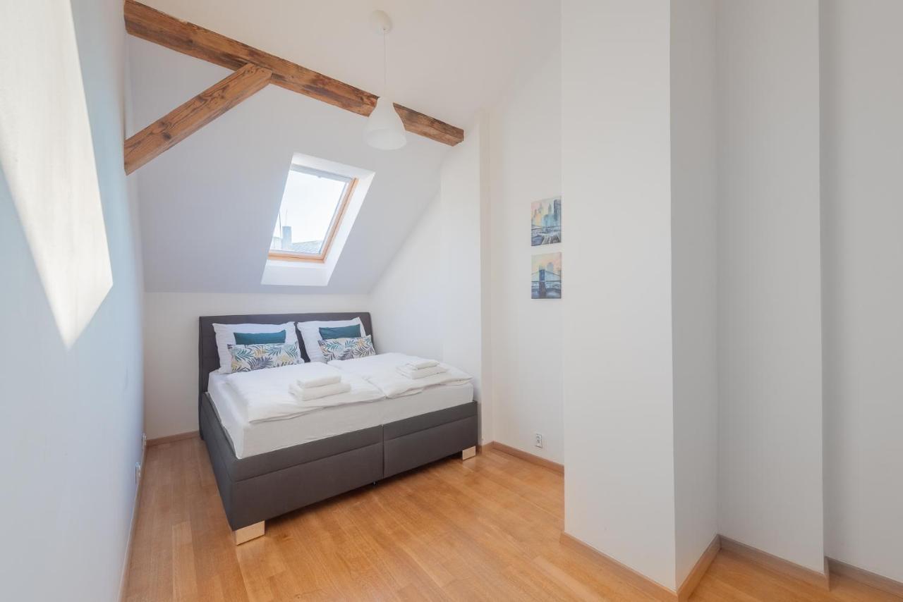 Tesnov Residence Grande Apartments プラハ エクステリア 写真