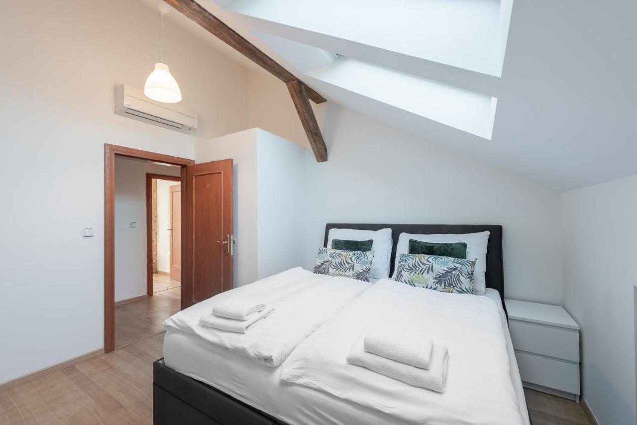 Tesnov Residence Grande Apartments プラハ エクステリア 写真