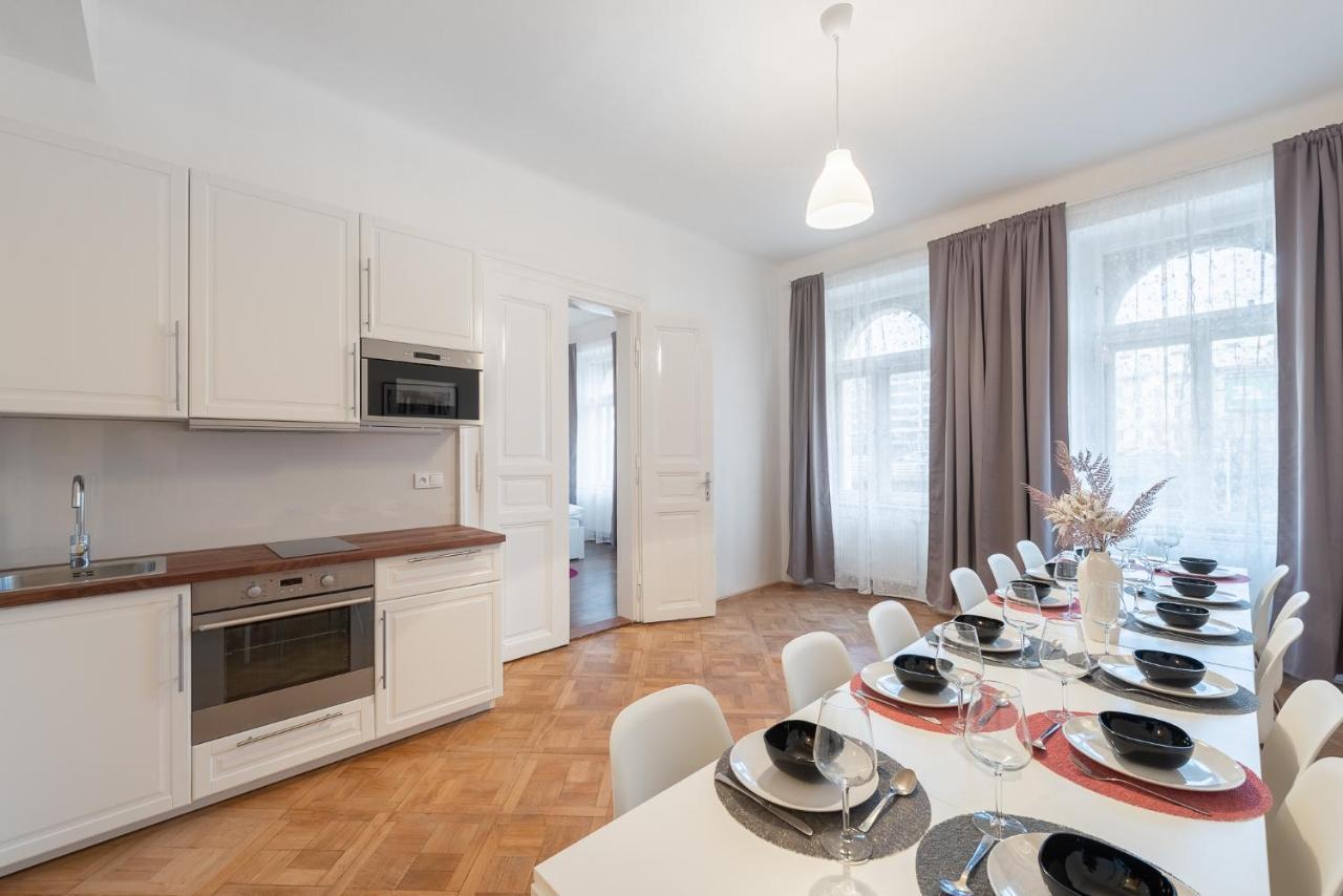 Tesnov Residence Grande Apartments プラハ エクステリア 写真